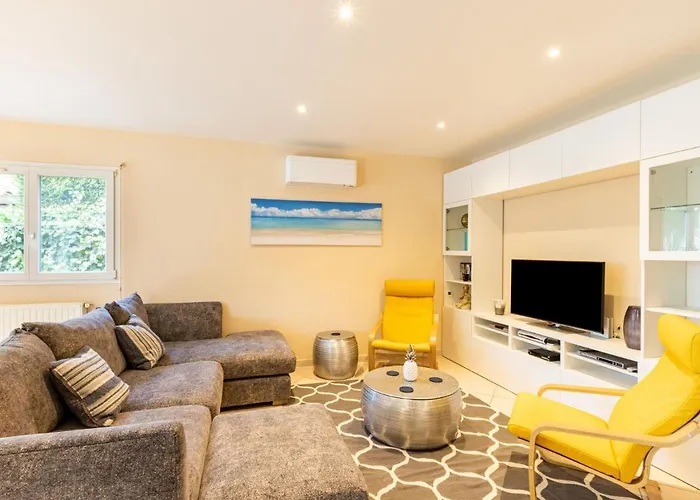 Villa L'italienne By Interhome